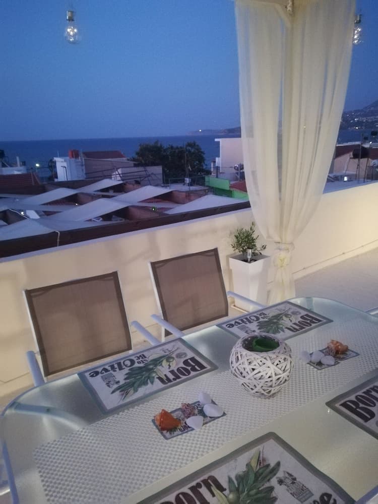 Kalyves Sea View Maisonette