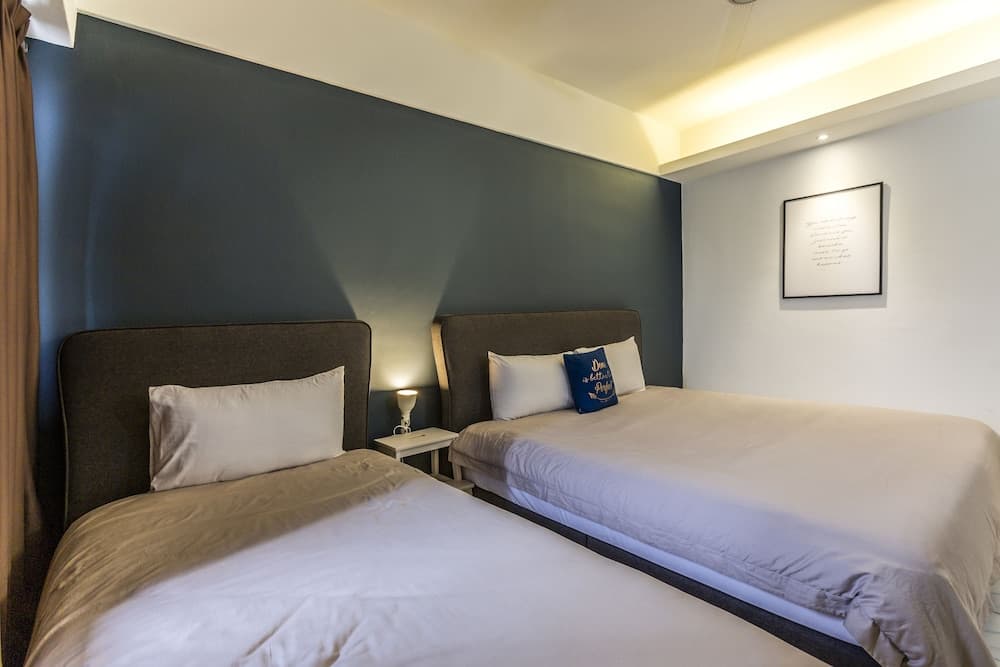 The Forum Condominium by Brassalova 76