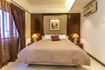 The Forum Condominium by Brassalova 53