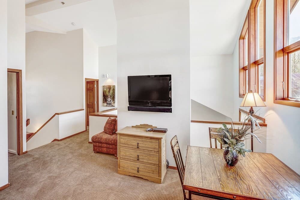 Snowmass Village by Gondola Resorts