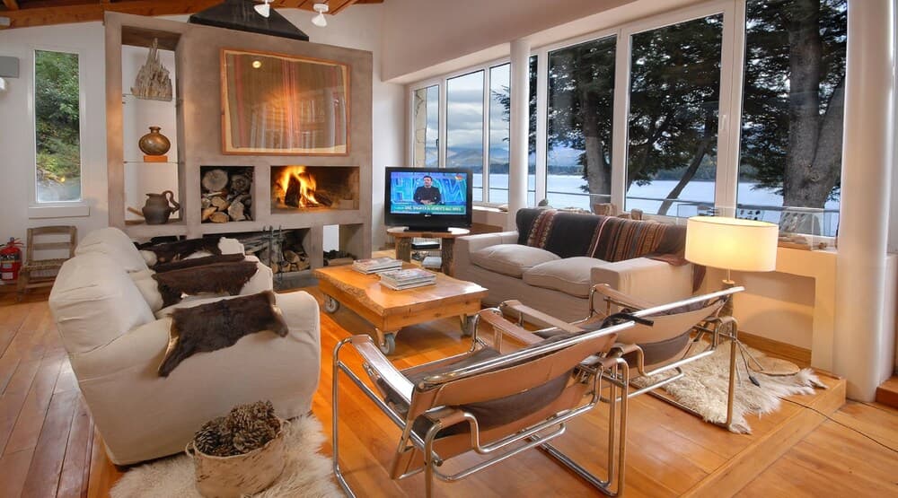 Magnificent 3Bedr Villa on the lake H47