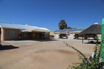 Nxai Pan Self Catering apartments
