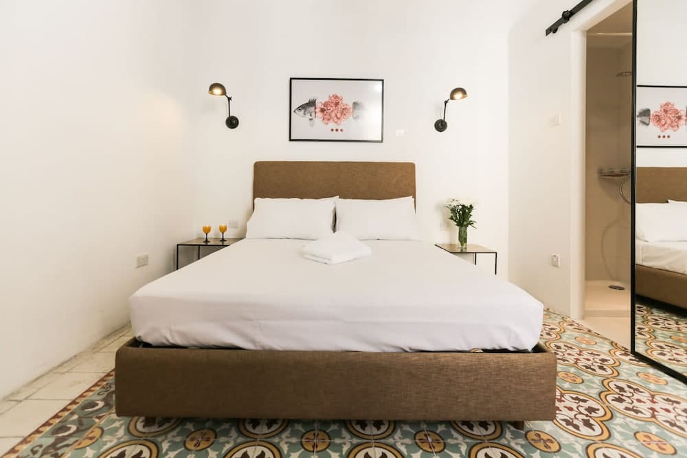 House of Pomegranates