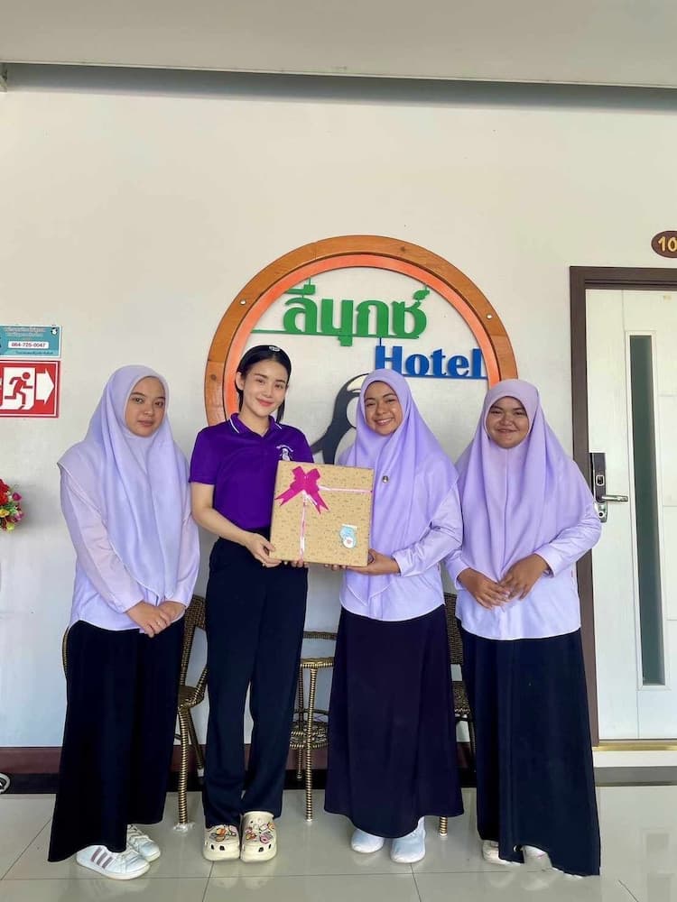 The Linux Garden Hotel