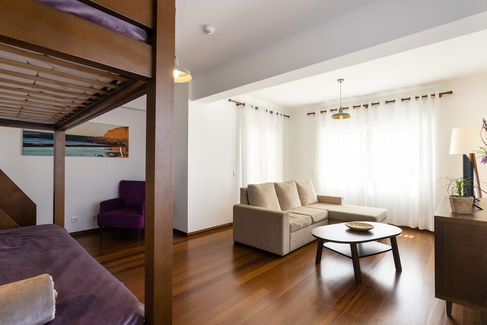 Ohana GuestHouse Ericeira