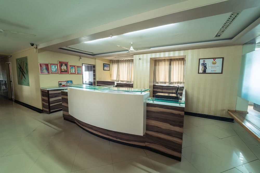 Hotel Aashish Deluxe Kolhapur