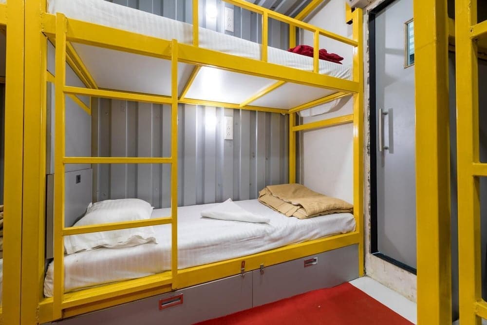 Mumbai Backpackers, Andheri MIDC