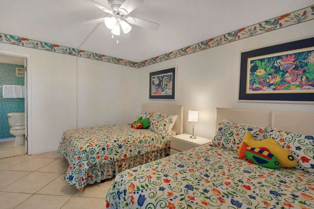 Edgewater Beach Resort Tower 3, 2 Bedroom Apartment