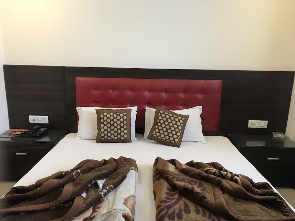 Hotel Avtar At New Delhi Railway Station