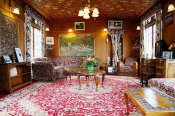 Akbar Group Of Heritage Houseboats