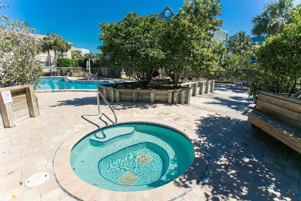 Ocean Gate - I301, Garden View, 2BR/2BTH, 3 Pools, Wifi Apartment 2