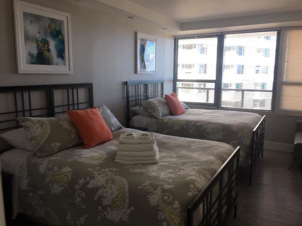 Soleil Apartments at The Alexander