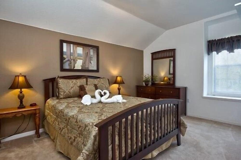 Ov3231 - Marbella Resort - 5 Bed 3.5 Baths Villa