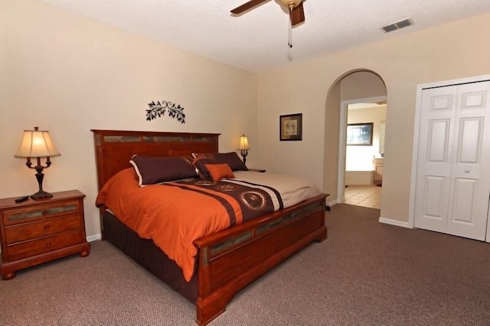 Ov3138 - Highlands Reserve - 5 Bed 3 Baths Villa