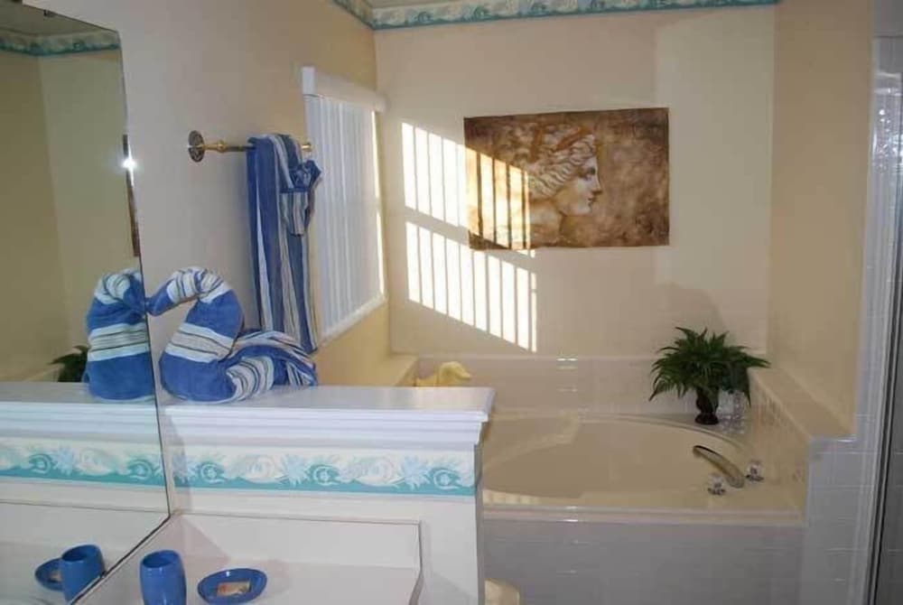 Ov2682 - Espirit - 4 Bed 2.5 Baths Villa