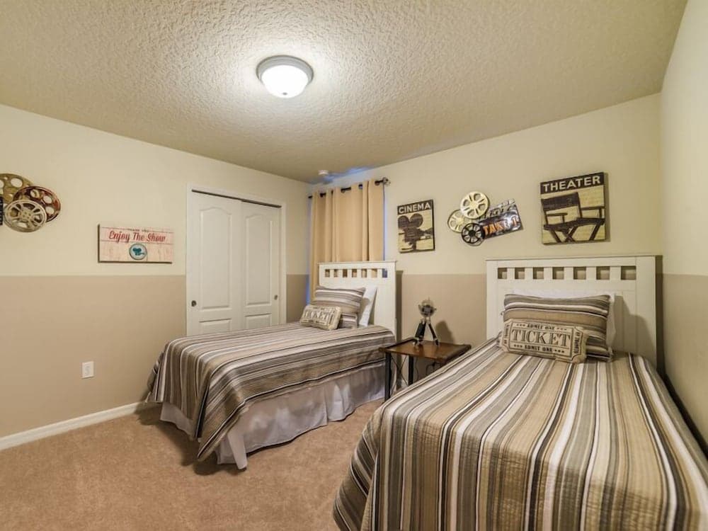 Ov2613 - Cypress Pointe - 6 Bed 4 Baths Villa