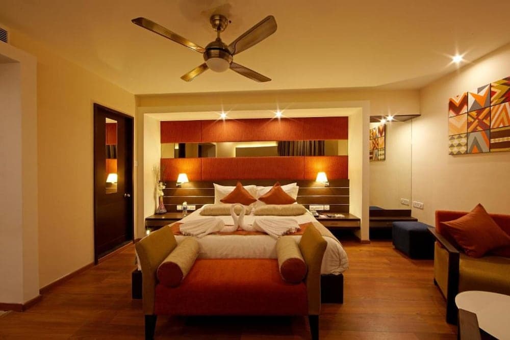 Saravana's Golden Fruits Business Suites