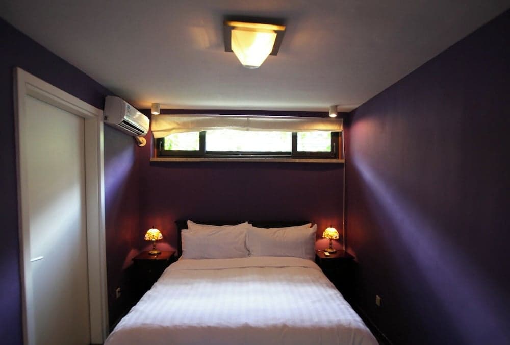 Brickyard Retreat at Mutianyu Great Wall