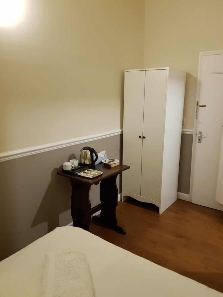 Tourian Lounge Hotel