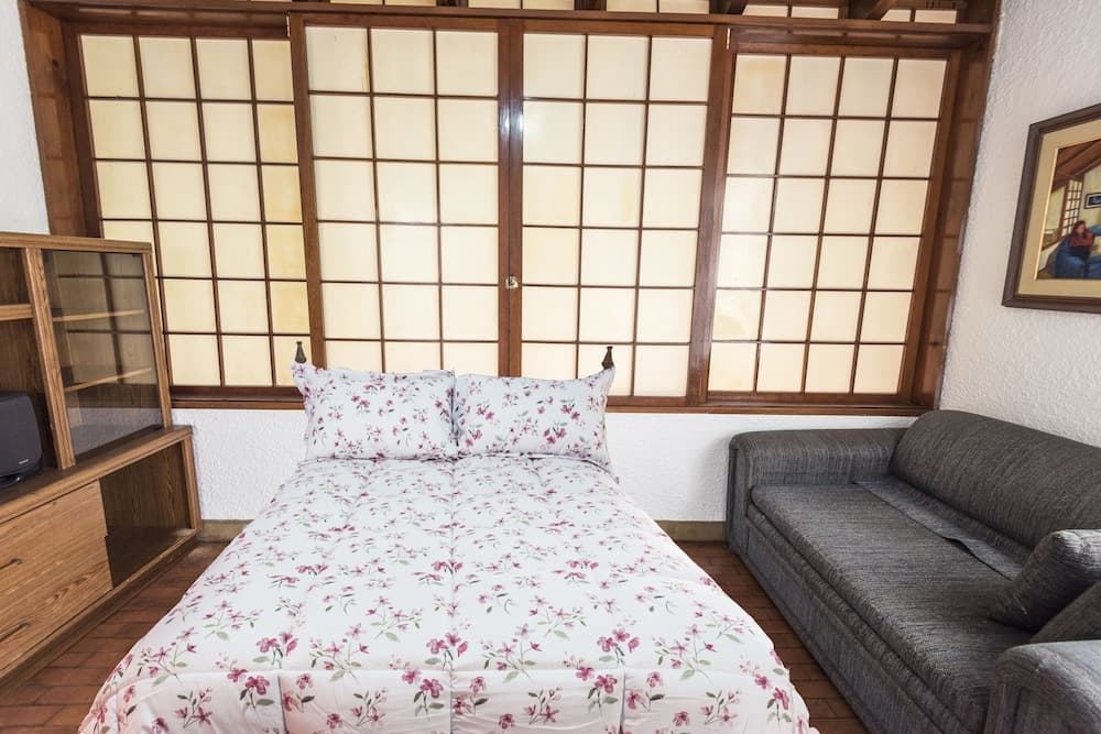 Lima Fabulous  House 5br sleep8 Next Mall