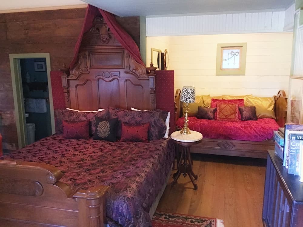 The Baines House Inn