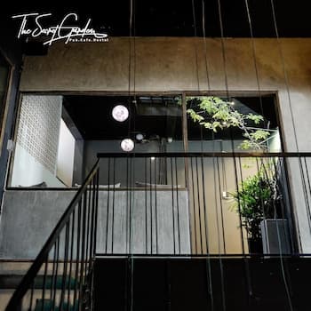 The Secret Garden - Hostel