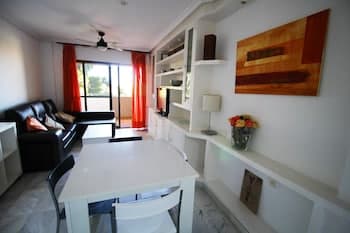 Corintio 4º C - Apartamento a 400m de la playa