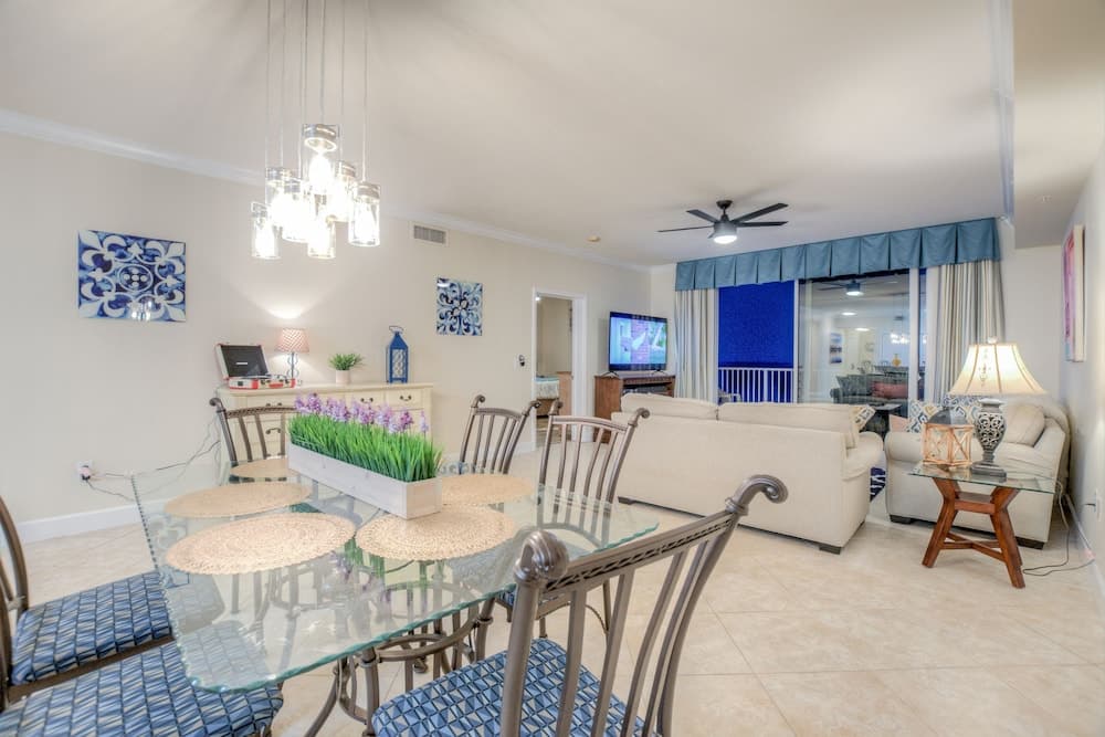 Tidewater Beach Condos by Aneliya's Rentals