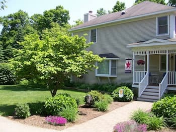 Black River Inn Bed and Breakfast