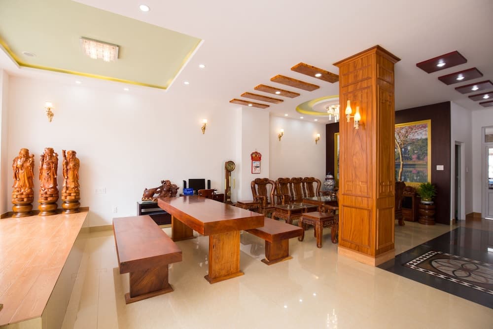 Da Lat Phu Tho Hotel
