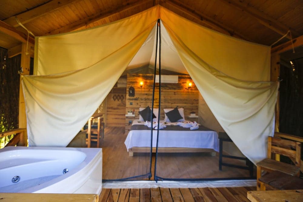 Green Pine Beach & Bungalows