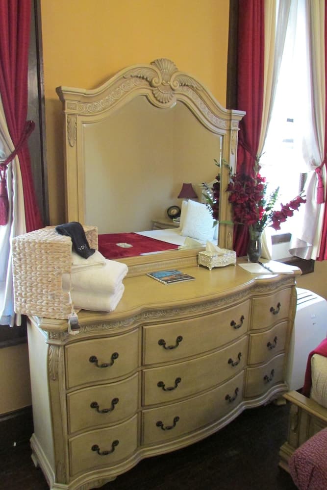 Whole Hearts Bed and Breakfast