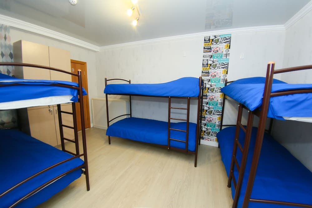 Kupe Capsule Hotel & Hostel