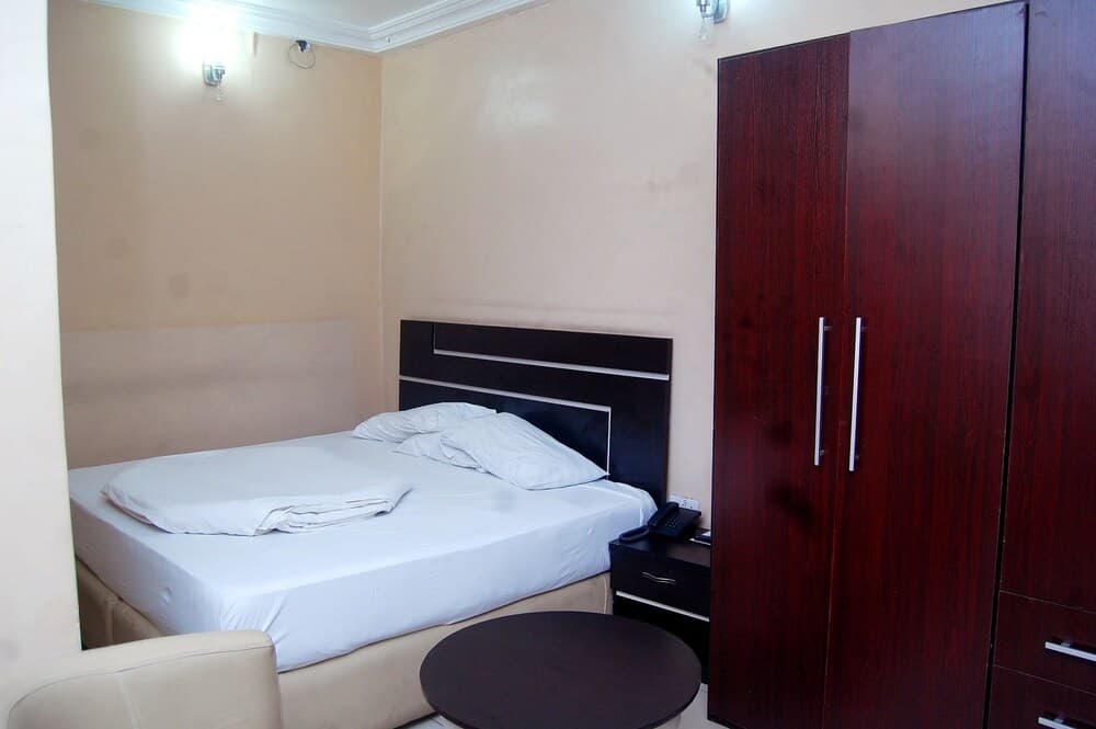 Oasis Green Garden Hotel