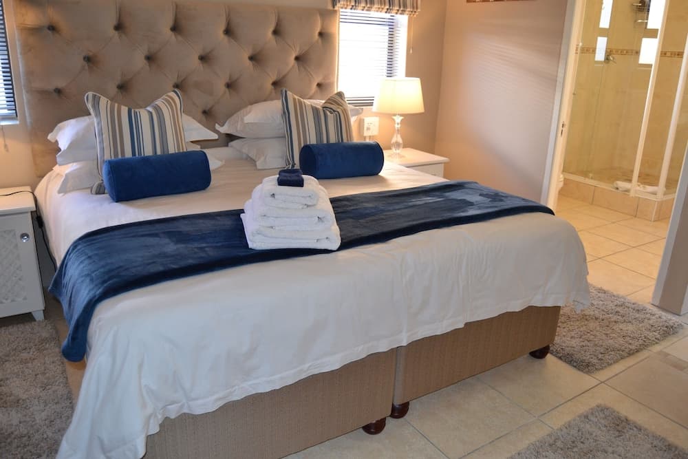 Caulfield self Catering