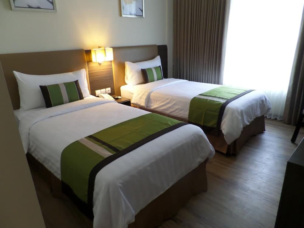 Estrella Hotel & Conference