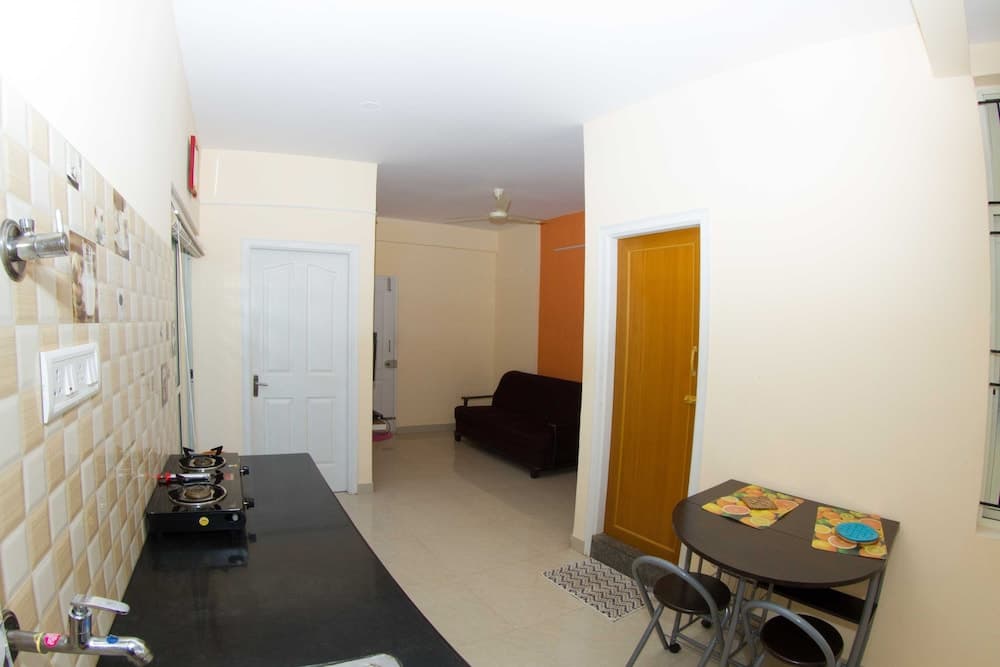 Rainbow Service Apartment