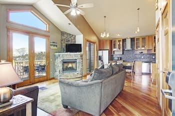 Mount Cairns 16a 2 Bedroom Condo by Redawning