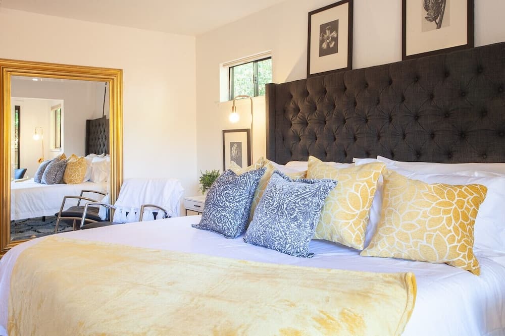 758 Broadway House 4 Bedroom Home by Redawning