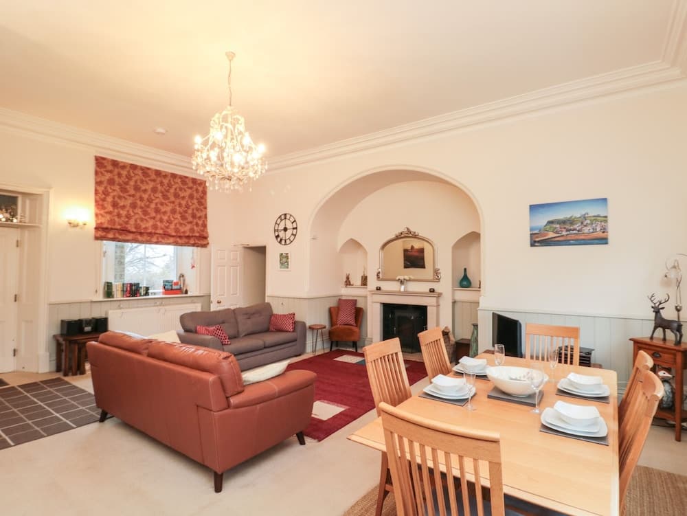 Apartment 1 Sneaton Hall