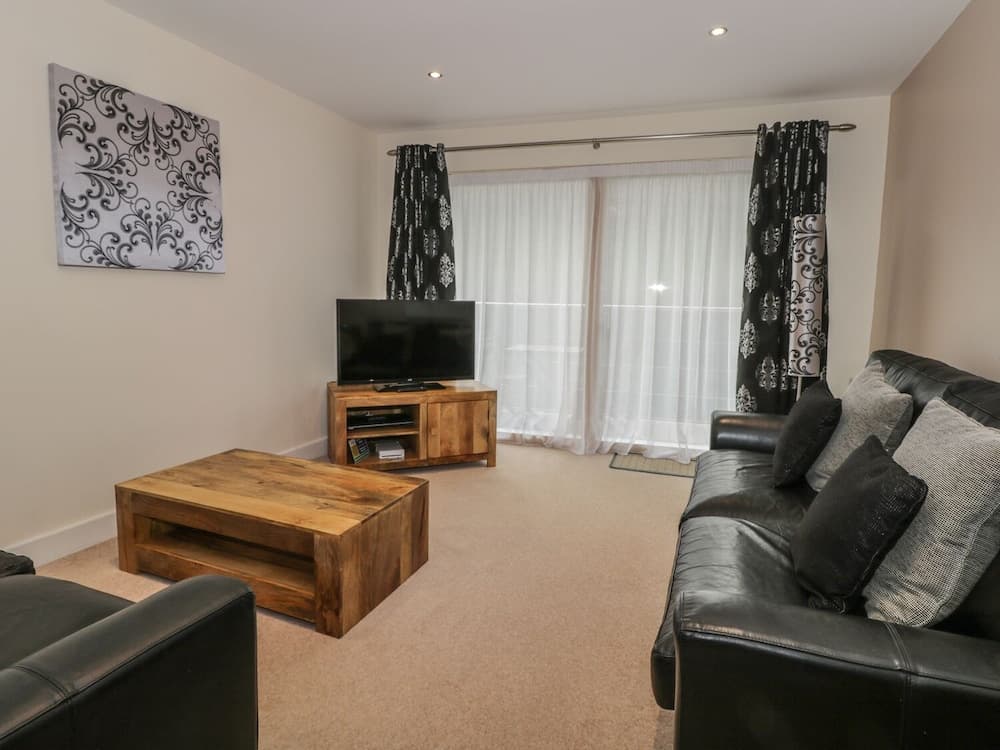 Scarborough Apartments - Two Bed