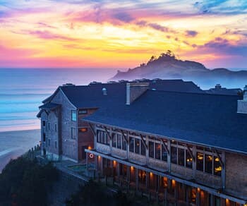Headlands Coastal Lodge & Spa