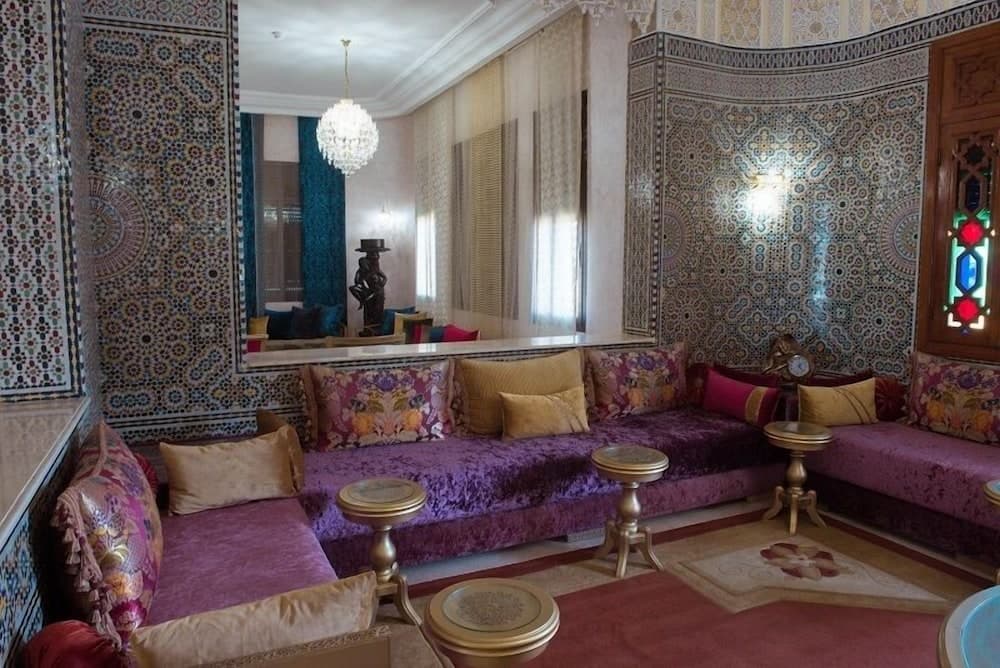 Regency Park and Suites