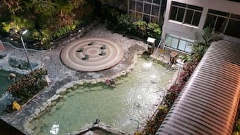 Yi Sian Hot Spring Hotel