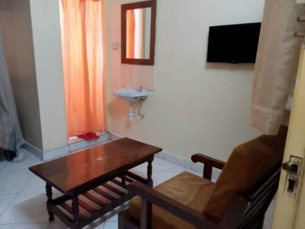 Stadium Holiday Inn Mombasa