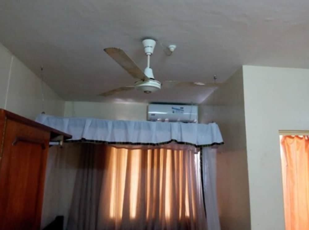 Stadium Holiday Inn Mombasa