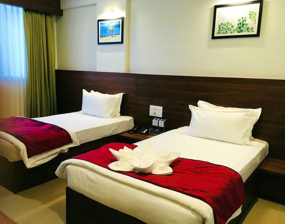 Mastiff Hotel Chinchwad by OTHPL