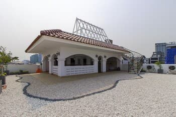 RedDoorz Plus @ Kwitang 2