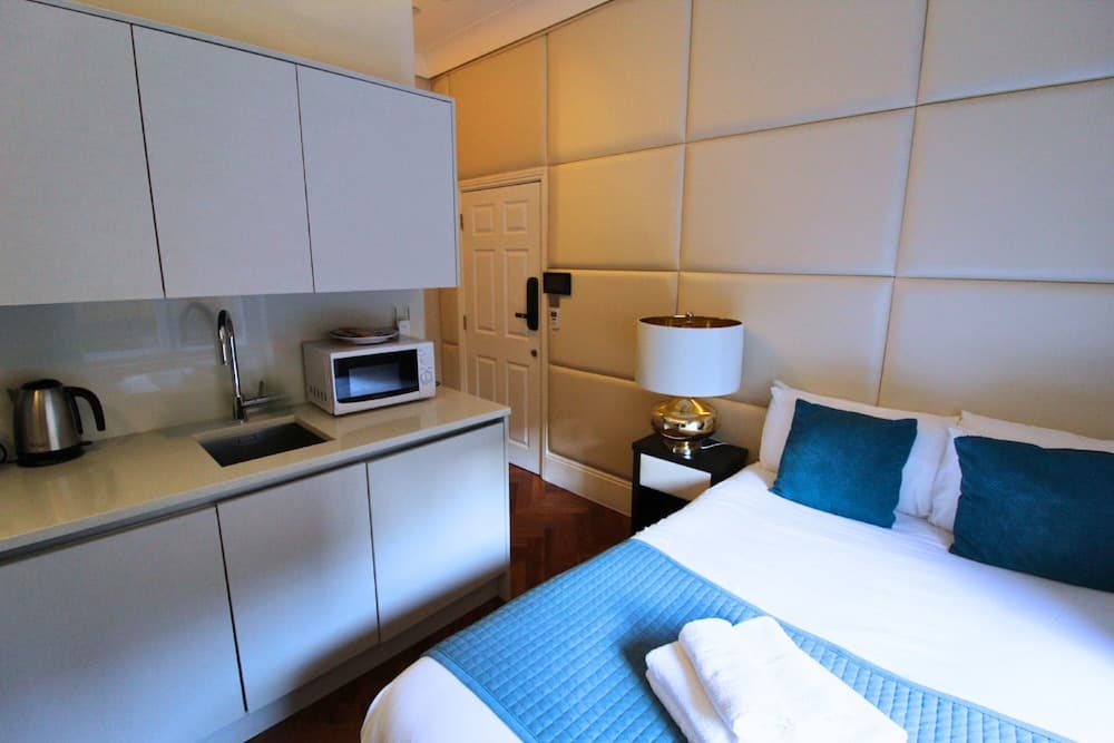 Baker Street Apartments by Viridian Apartments