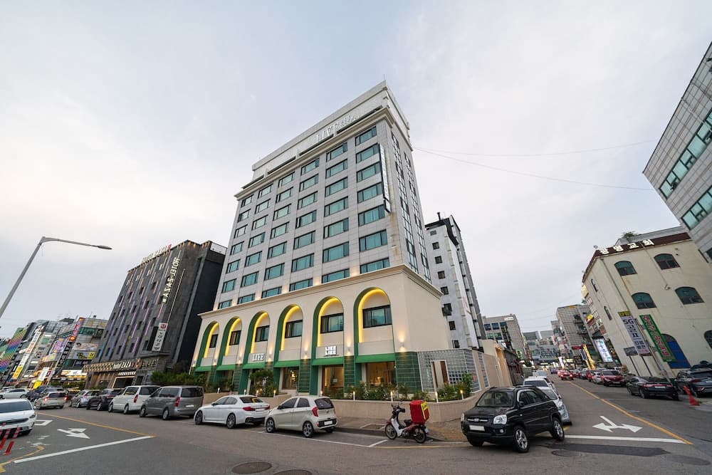 hotel image